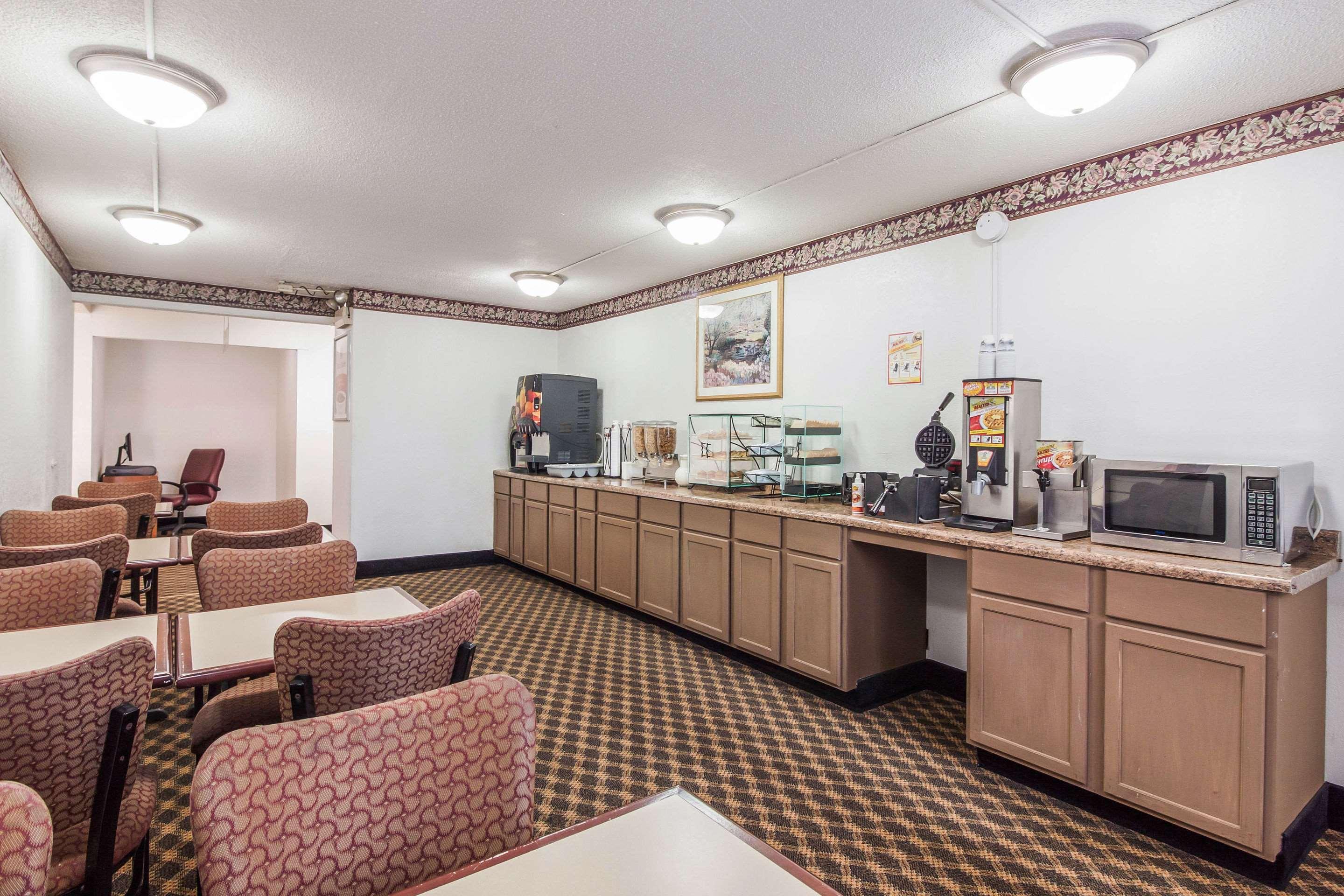 Econo Lodge Lexington Exterior foto